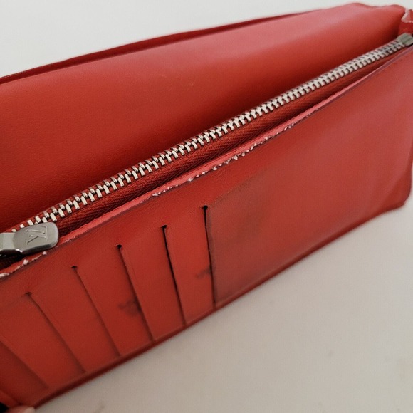 Authentic Louis Vuitton Red Damier Infini Soft Leather Brazza Bifold Wallet Long - Picture 8 of 13